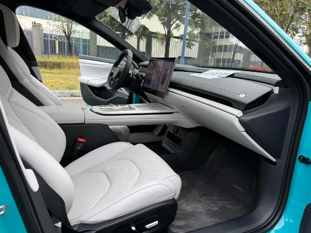 2024 MI SU7 BEV 101KWH,autocango,china used car exporter,china ev exporter,chinese used car exporter,chinese used ev exporter