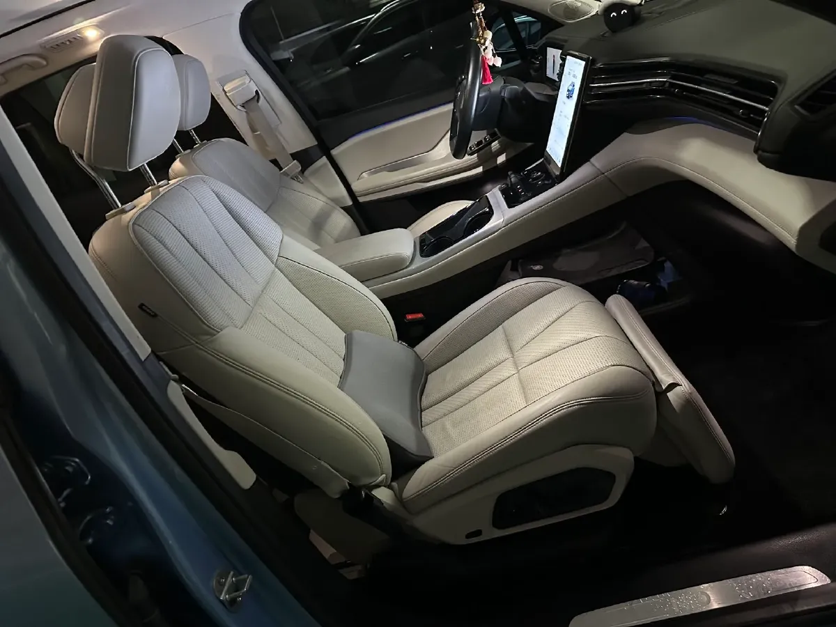 2018 NIO ES8 BEV 70KWH,autocango,china used car exporter,china ev exporter,chinese used car exporter,chinese used ev exporter