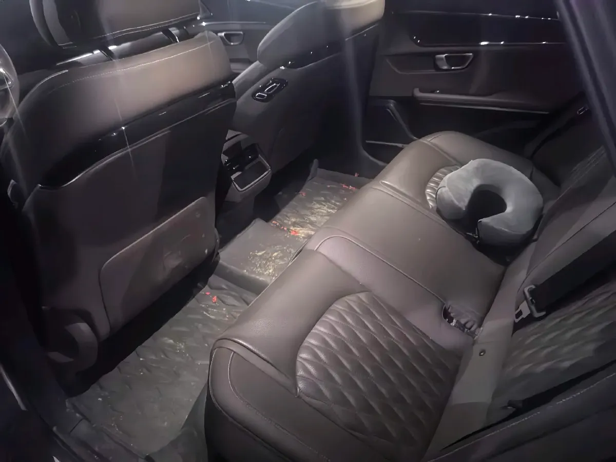 2020 BYD Han BEV 76.9KWH,autocango,china used car exporter,china ev exporter,chinese used car exporter,chinese used ev exporter