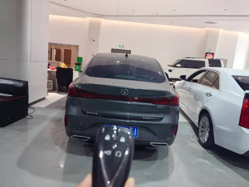 2021 ChangAn Eado 1.4T 160HP L4 7DCT,autocango,china used car exporter,china ev exporter,chinese used car exporter,chinese used ev exporter