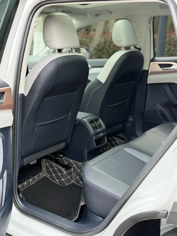 2025 Volkswagen Tharu 1.5T 160HP L4 7DCT,autocango,china used car exporter,china ev exporter,chinese used car exporter,chinese used ev exporter