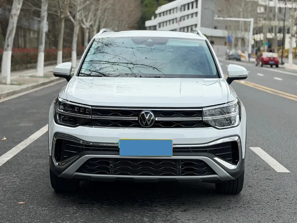 2025 Volkswagen Tharu 1.5T 160HP L4 7DCT,autocango,china used car exporter,china ev exporter,chinese used car exporter,chinese used ev exporter