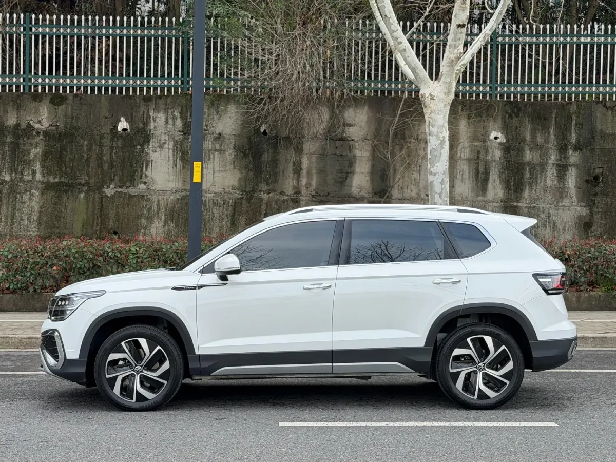 2025 Volkswagen Tharu 1.5T 160HP L4 7DCT,autocango,china used car exporter,china ev exporter,chinese used car exporter,chinese used ev exporter