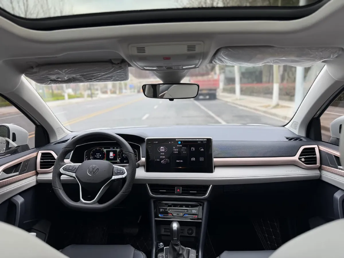 2025 Volkswagen Tharu 1.5T 160HP L4 7DCT,autocango,china used car exporter,china ev exporter,chinese used car exporter,chinese used ev exporter