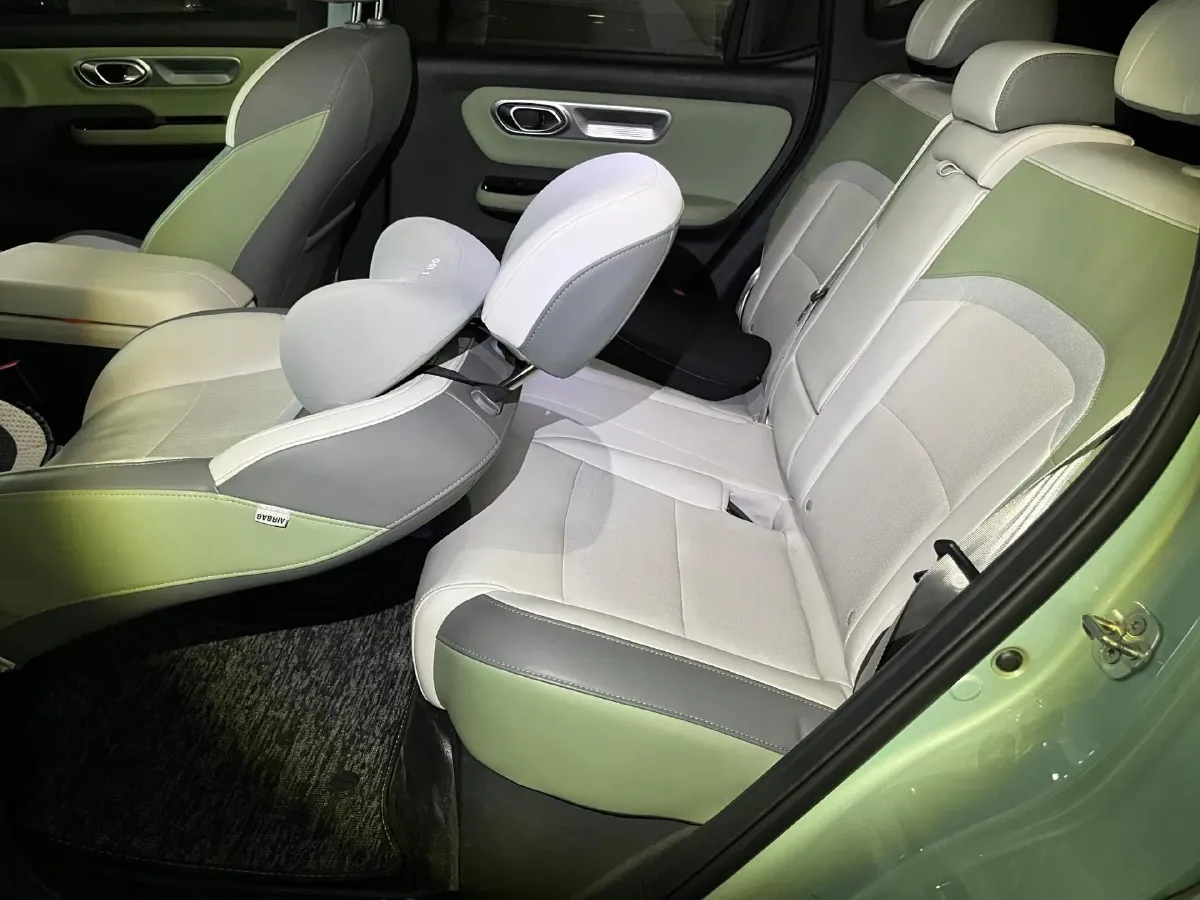 2022 Geely Okavango 1.8T 184HP L4 7DCT,autocango,china used car exporter,china ev exporter,chinese used car exporter,chinese used ev exporter