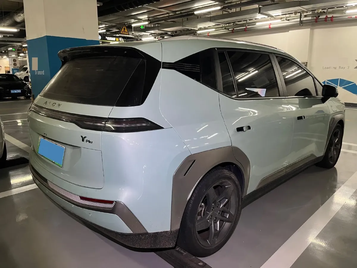 2022 Geely Okavango 1.8T 184HP L4 7DCT,autocango,china used car exporter,china ev exporter,chinese used car exporter,chinese used ev exporter