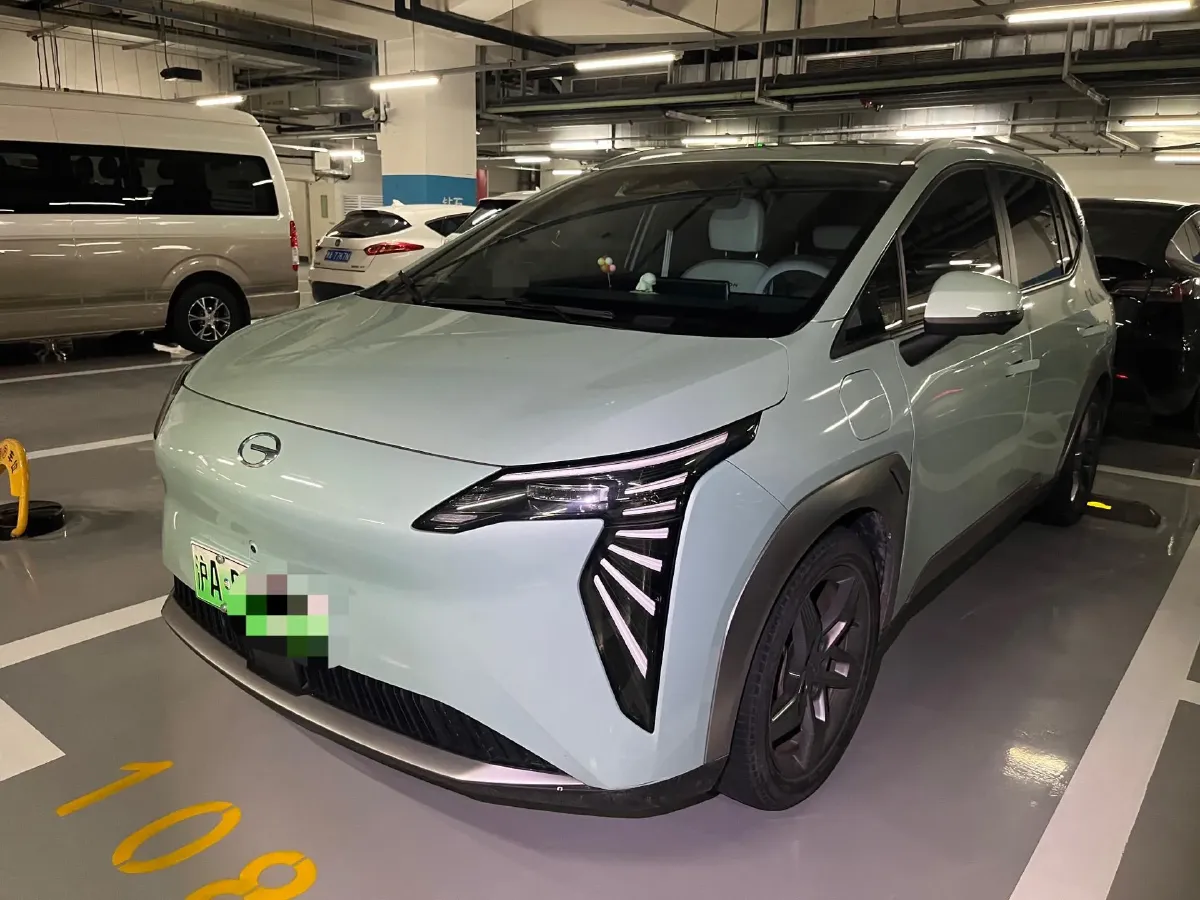 2022 Geely Okavango 1.8T 184HP L4 7DCT,autocango,china used car exporter,china ev exporter,chinese used car exporter,chinese used ev exporter