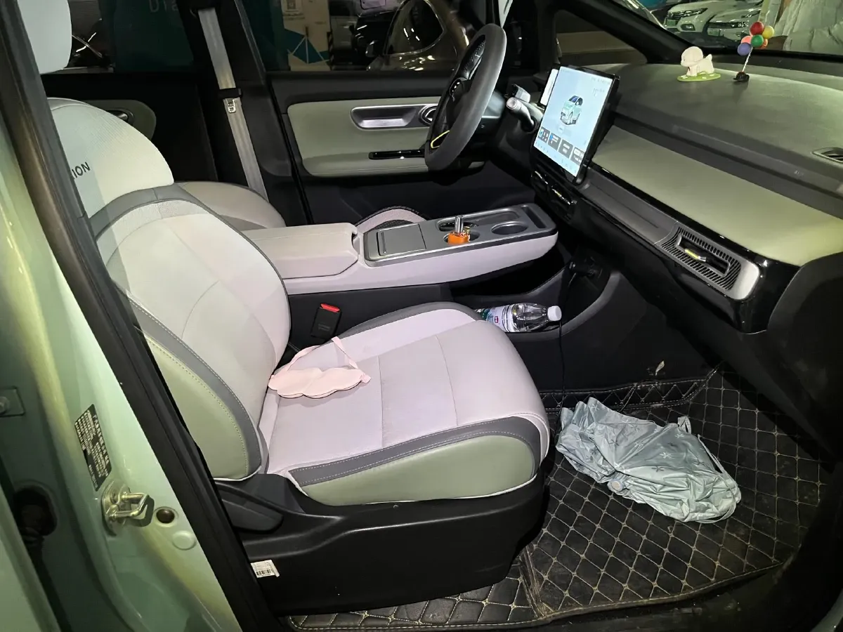 2022 Geely Okavango 1.8T 184HP L4 7DCT,autocango,china used car exporter,china ev exporter,chinese used car exporter,chinese used ev exporter