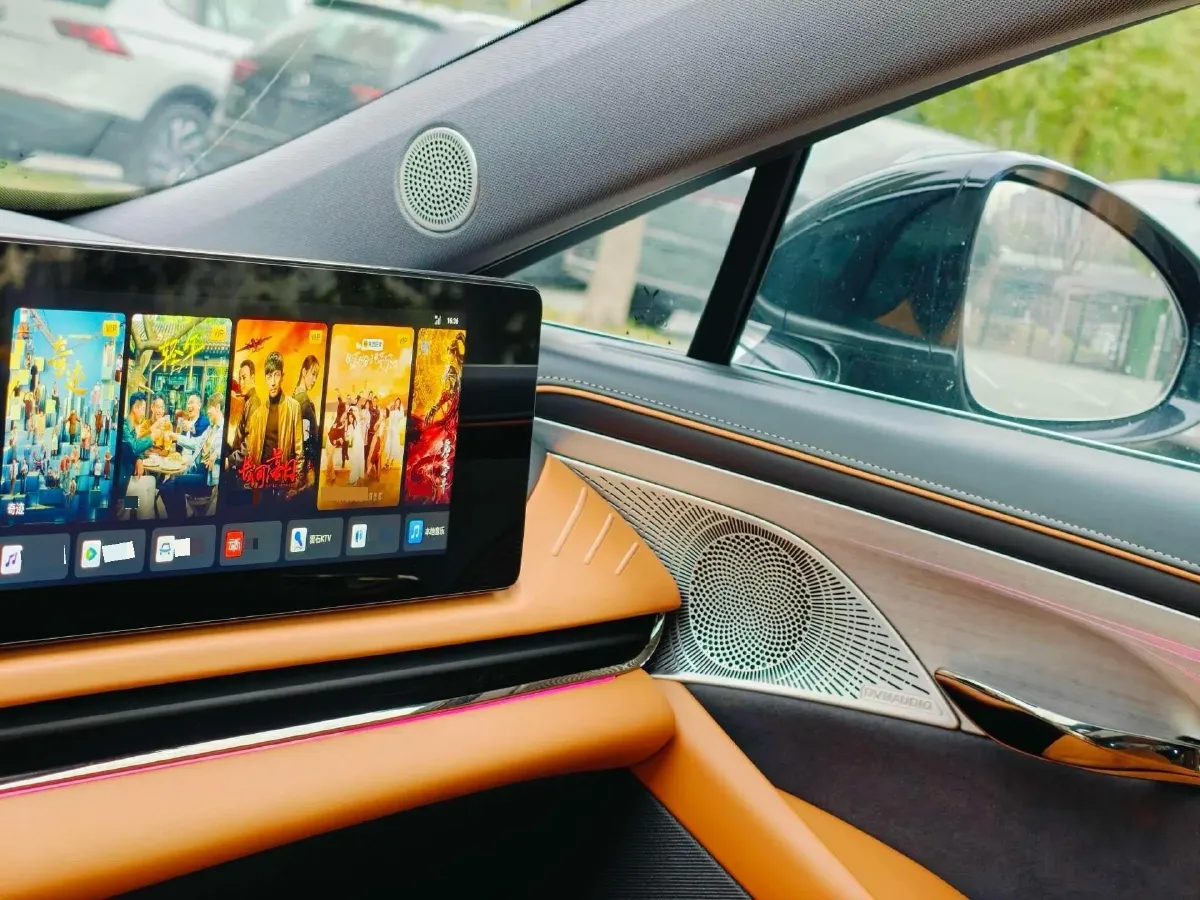 2024 Voyah ZhuiGuang 1.5T 136HP L4 PHEV 43KWH,autocango,china used car exporter,china ev exporter,chinese used car exporter,chinese used ev exporter