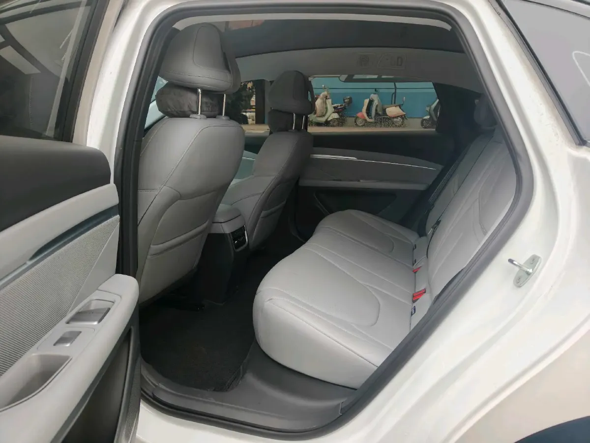 2024 Xpeng MONA M03 BEV 62.2KWH,autocango,china used car exporter,china ev exporter,chinese used car exporter,chinese used ev exporter