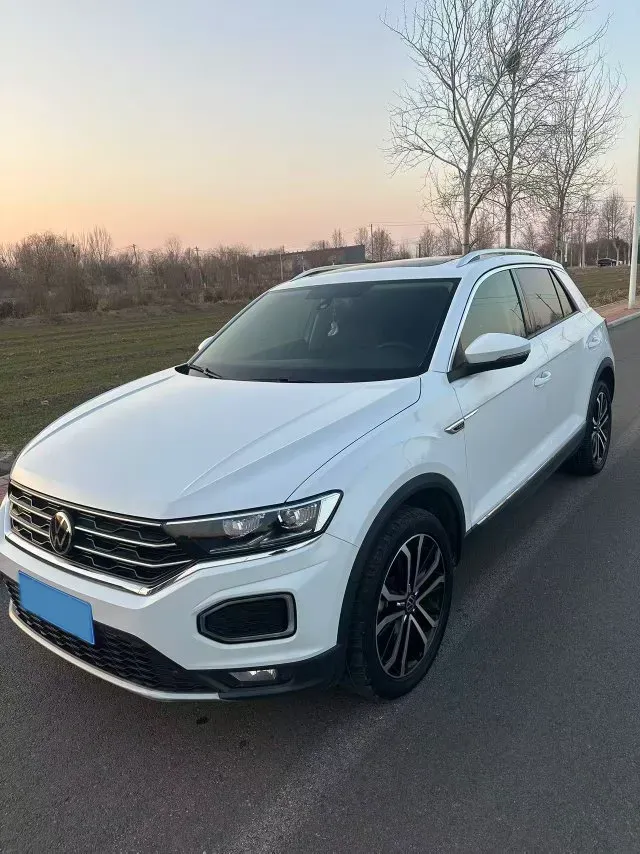 2021 Volkswagen T-Roc 1.4T 150HP L4 7DCT,autocango,china used car exporter,china ev exporter,chinese used car exporter,chinese used ev exporter