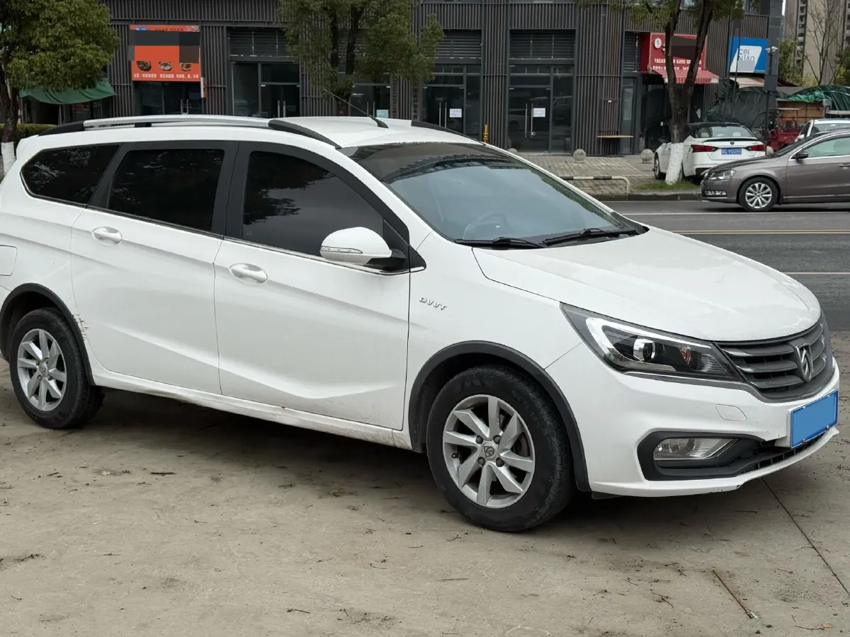 2019 Golden Dragon New Era Sea Lion 2.0L 102HP L4 5MT,autocango,china used car exporter,china ev exporter,chinese used car exporter,chinese used ev exporter