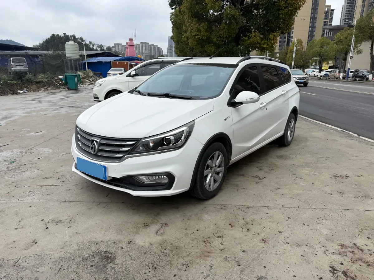 2019 Golden Dragon New Era Sea Lion 2.0L 102HP L4 5MT,autocango,china used car exporter,china ev exporter,chinese used car exporter,chinese used ev exporter