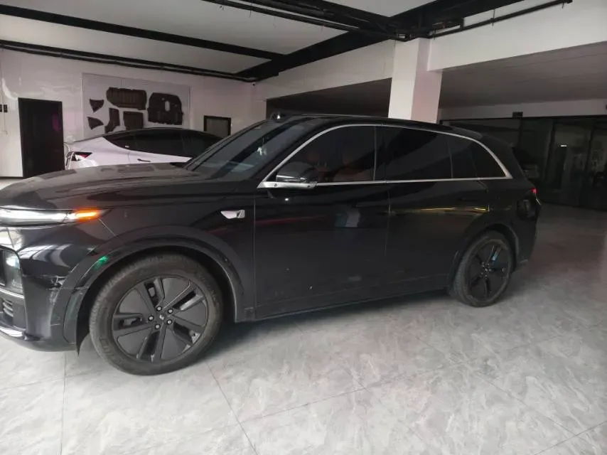 2024 Li L8 Range Extended 154HP REEV 42.8KWH,autocango,china used car exporter,china ev exporter,chinese used car exporter,chinese used ev exporter