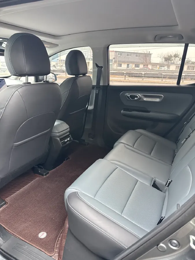 2024 Leapmotor C11 1.5L 95HP L4 REEV 43.74KWH,autocango,china used car exporter,china ev exporter,chinese used car exporter,chinese used ev exporter