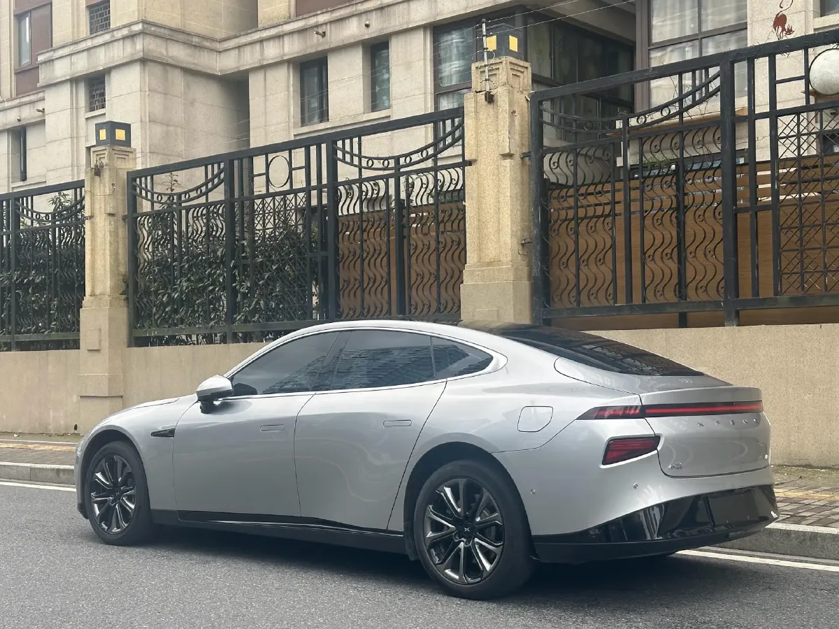 2022 Xpeng P7 BEV 83.1KWH,autocango,china used car exporter,china ev exporter,chinese used car exporter,chinese used ev exporter