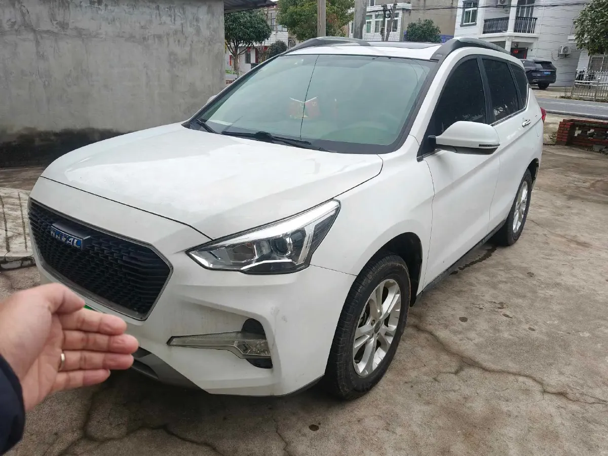 2017 Haval M6 1.5T 150HP L4 6AT,autocango,china used car exporter,china ev exporter,chinese used car exporter,chinese used ev exporter