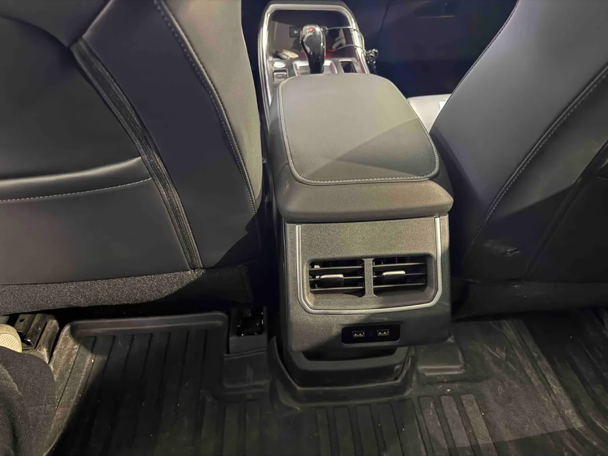 2021 Haval H6 1.5T 150HP L4 7DCT,autocango,china used car exporter,china ev exporter,chinese used car exporter,chinese used ev exporter