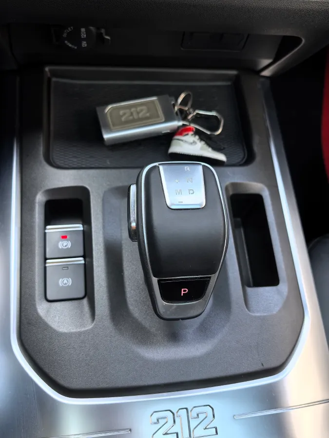 2024 212 212 T01 2.0T 252HP L4 8AT,autocango,china used car exporter,china ev exporter,chinese used car exporter,chinese used ev exporter