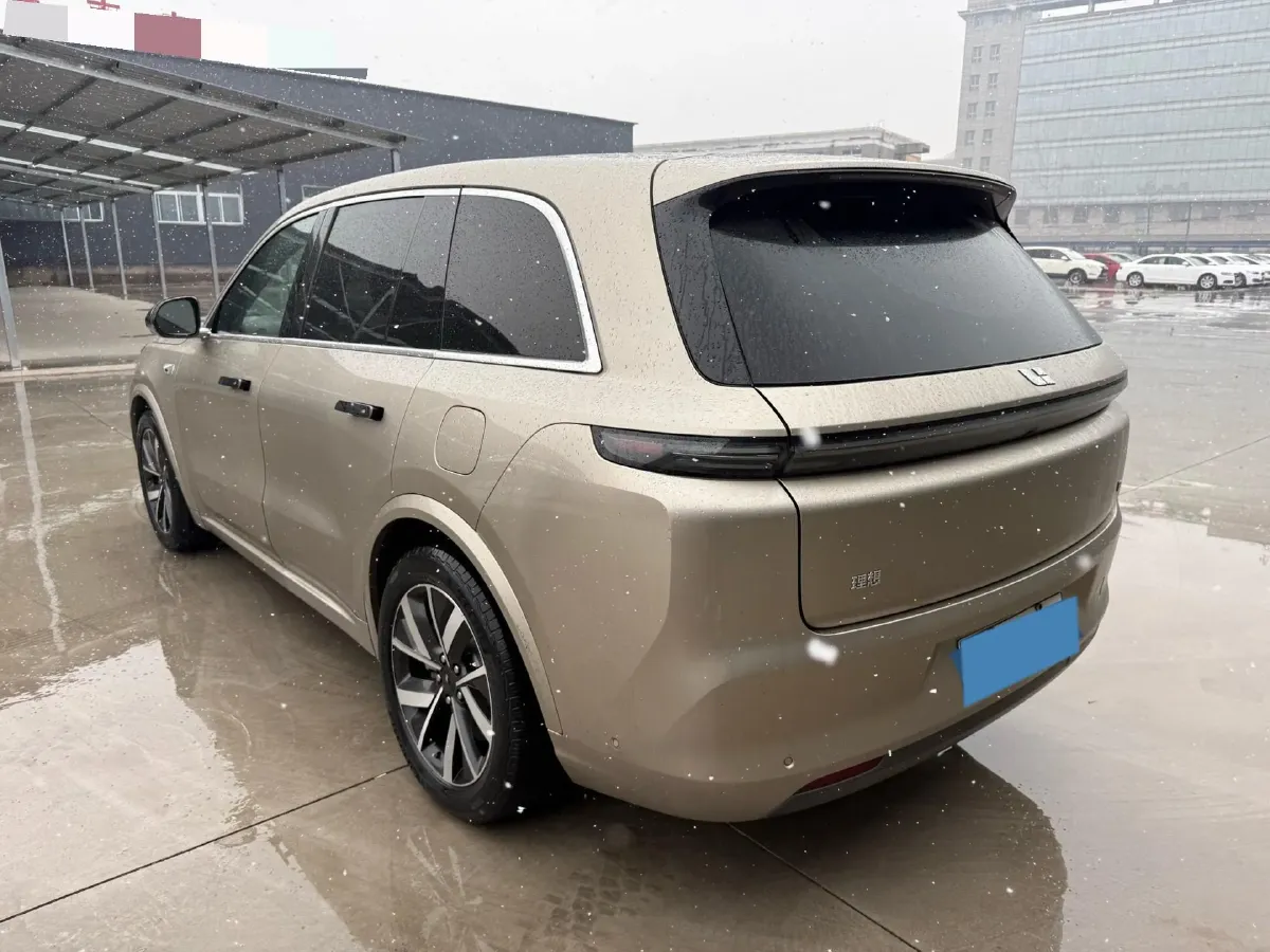 2023 Li L8 Range Extended 154HP REEV 40.9KWH,autocango,china used car exporter,china ev exporter,chinese used car exporter,chinese used ev exporter