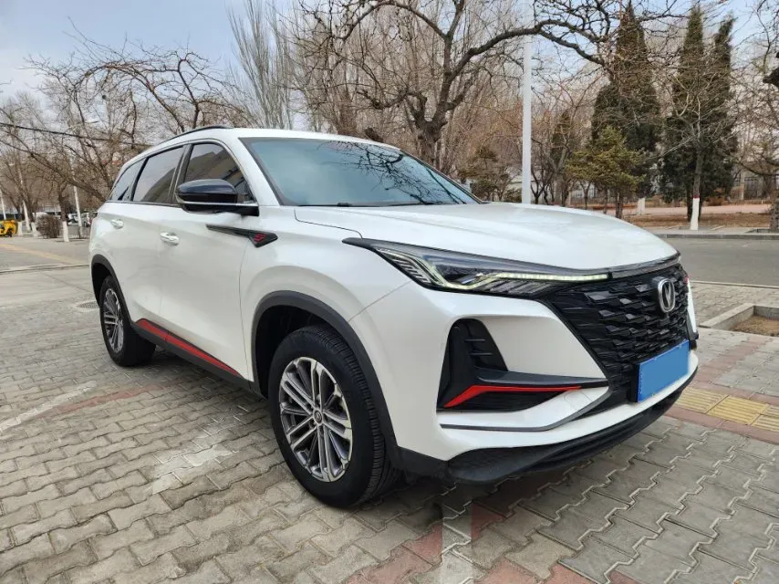 2022 ChangAn CS75 Plus 1.5T 188HP L4 8AT,autocango,china used car exporter,china ev exporter,chinese used car exporter,chinese used ev exporter
