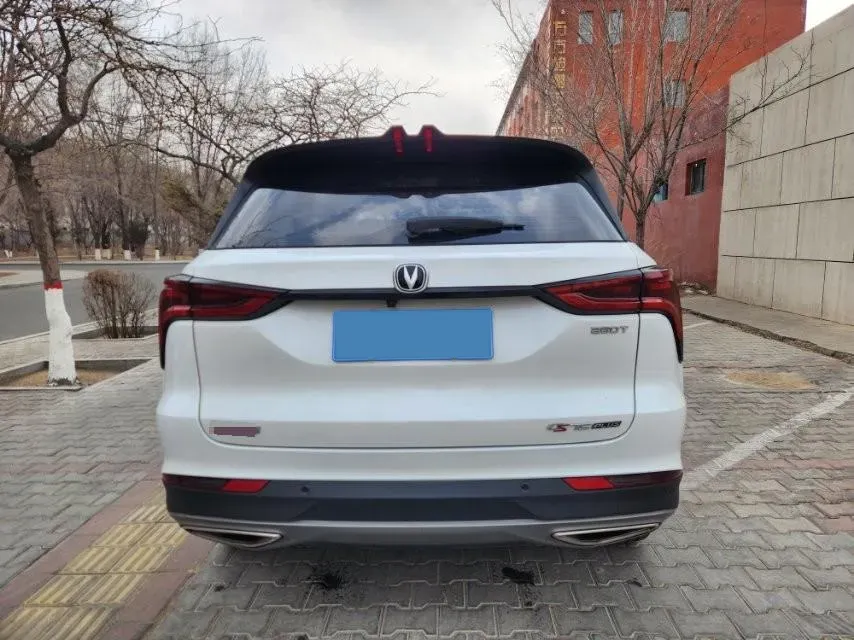 2022 ChangAn CS75 Plus 1.5T 188HP L4 8AT,autocango,china used car exporter,china ev exporter,chinese used car exporter,chinese used ev exporter