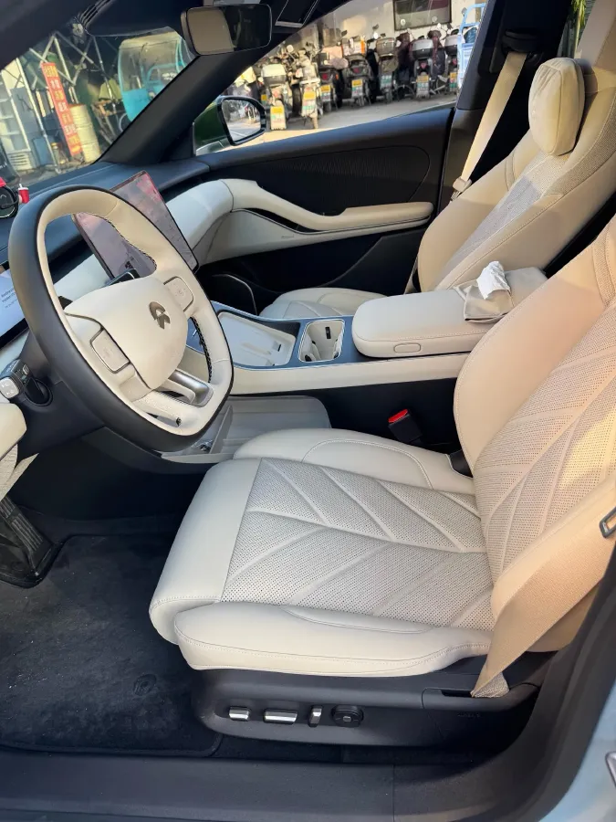 2025 NIO ET5T BEV,autocango,china used car exporter,china ev exporter,chinese used car exporter,chinese used ev exporter