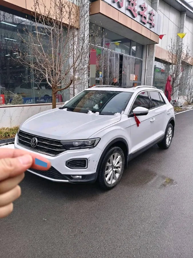 2022 Volkswagen T-Roc 1.4T 150HP L4 7DCT,autocango,china used car exporter,china ev exporter,chinese used car exporter,chinese used ev exporter