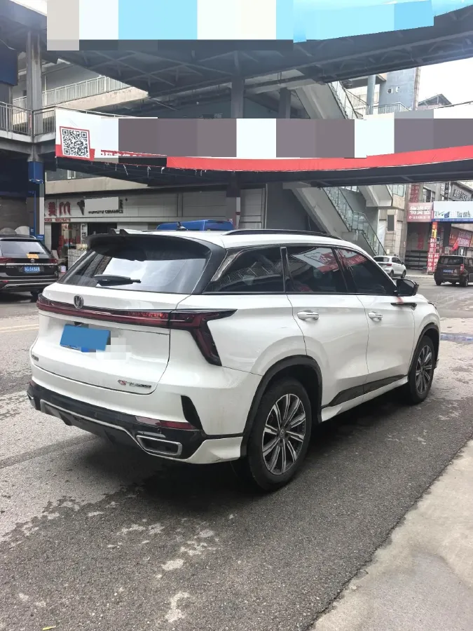 2022 ChangAn CS75 Plus 1.5T 188HP L4 8AT,autocango,china used car exporter,china ev exporter,chinese used car exporter,chinese used ev exporter