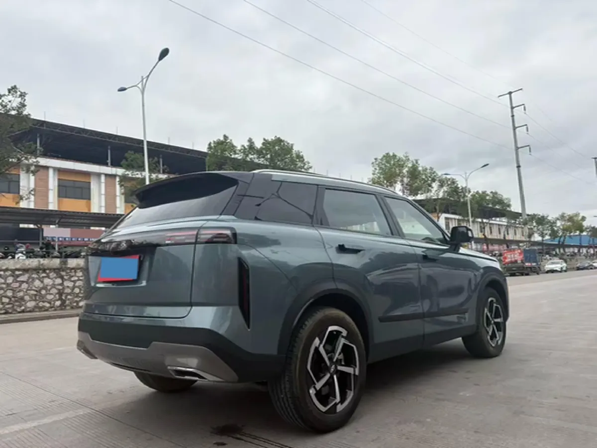 2023 Chery Exploration 06 1.6T 197HP L4 7DCT,autocango,china used car exporter,china ev exporter,chinese used car exporter,chinese used ev exporter