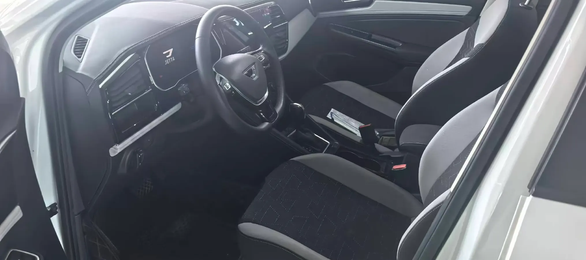 2024 Jetta VS7 1.4T 150HP L4 6AT,autocango,china used car exporter,china ev exporter,chinese used car exporter,chinese used ev exporter