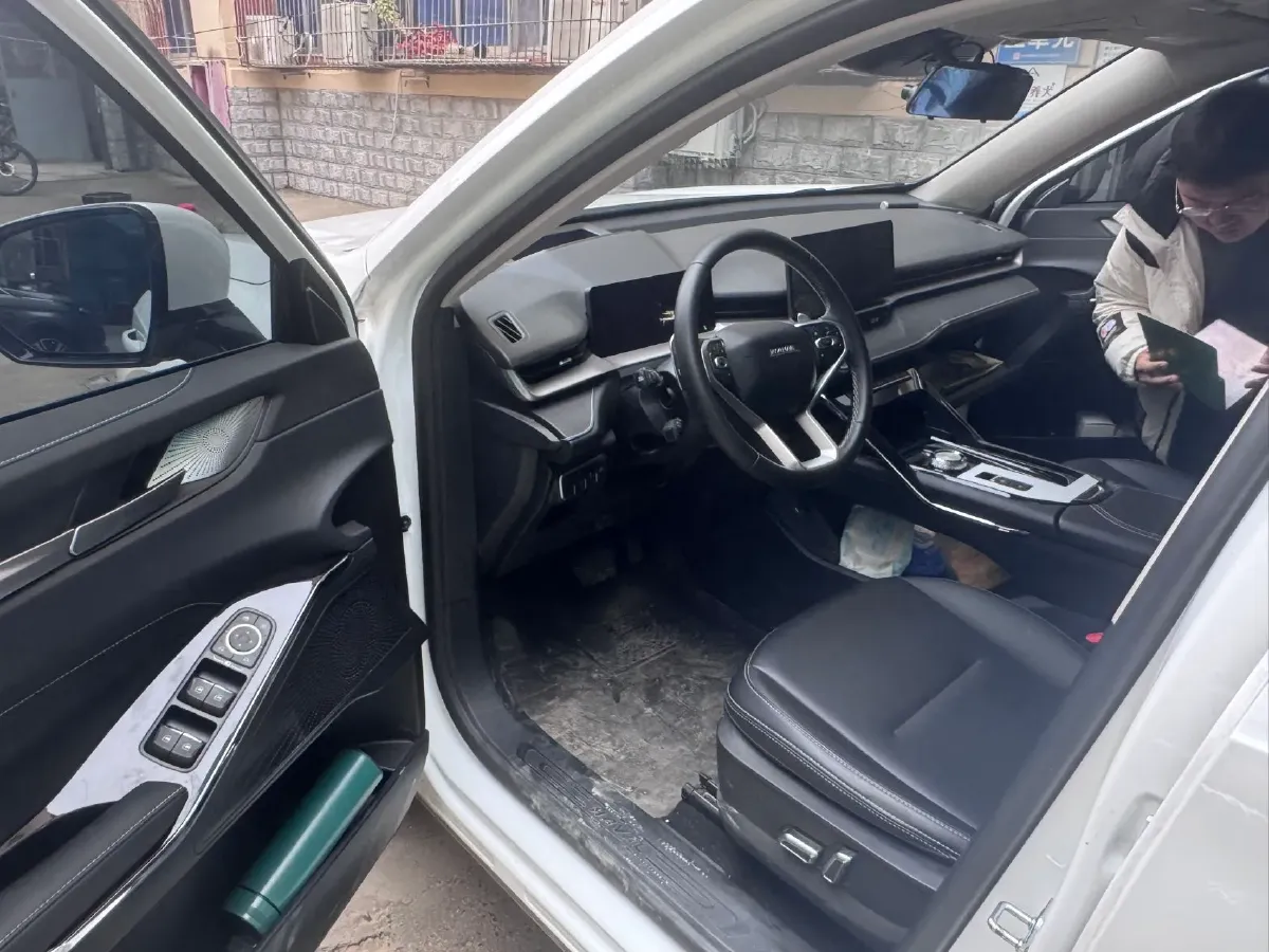 2022 Haval H6 1.5T 184HP L4 7DCT,autocango,china used car exporter,china ev exporter,chinese used car exporter,chinese used ev exporter