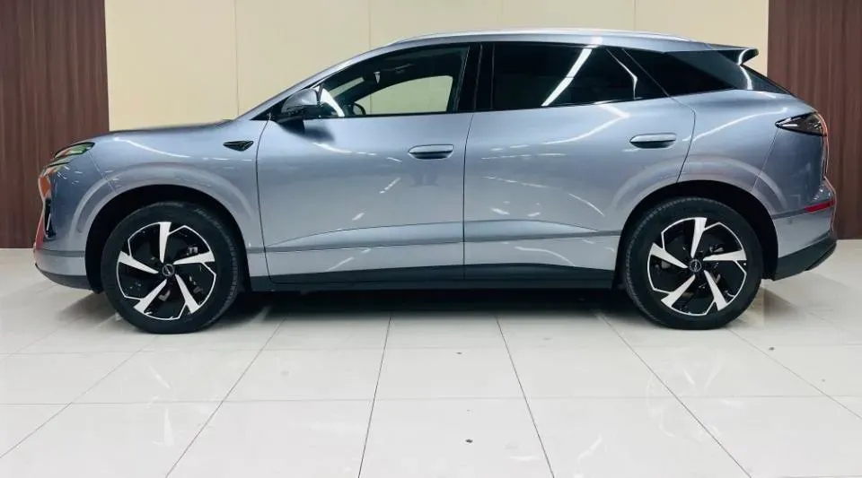 2025 LanDian E5 PLUS 1.5L 95HP L4 E-CVT PHEV,autocango,china used car exporter,china ev exporter,chinese used car exporter,chinese used ev exporter