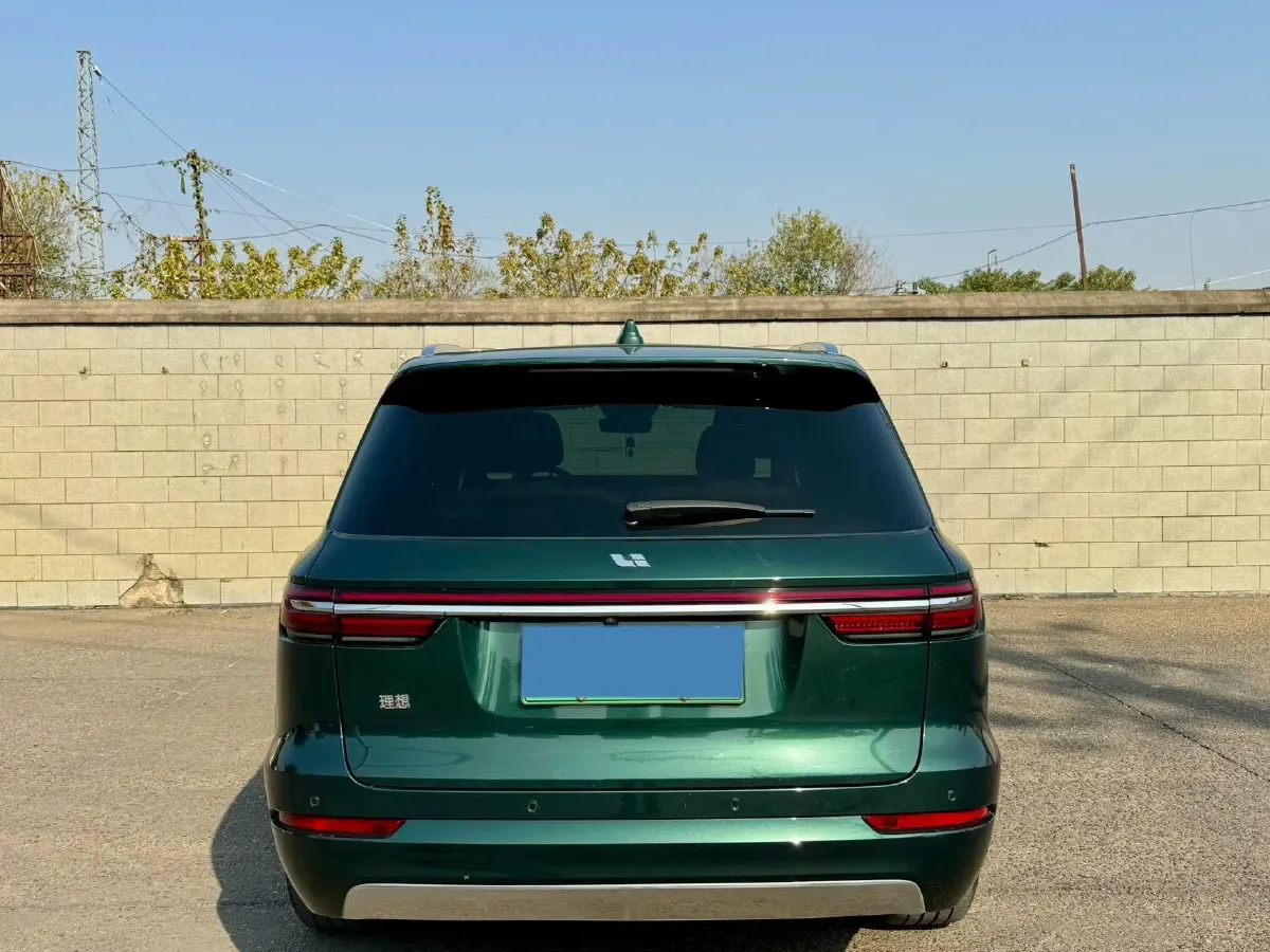 2021 Li ONE Range Extended 131HP REEV 40.5KWH,autocango,china used car exporter,china ev exporter,chinese used car exporter,chinese used ev exporter