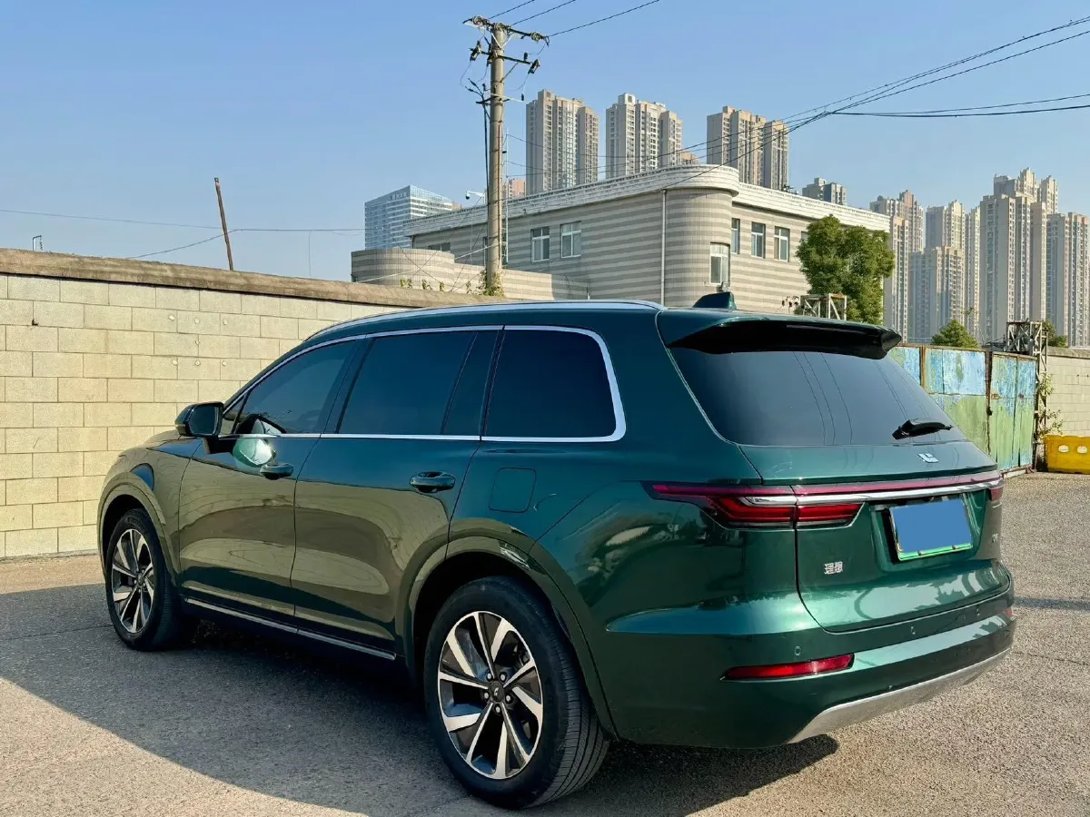 2021 Li ONE Range Extended 131HP REEV 40.5KWH,autocango,china used car exporter,china ev exporter,chinese used car exporter,chinese used ev exporter