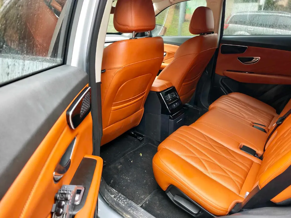 2024 Jetour X90 PRO 2.0T 254HP L4 7DCT,autocango,china used car exporter,china ev exporter,chinese used car exporter,chinese used ev exporter