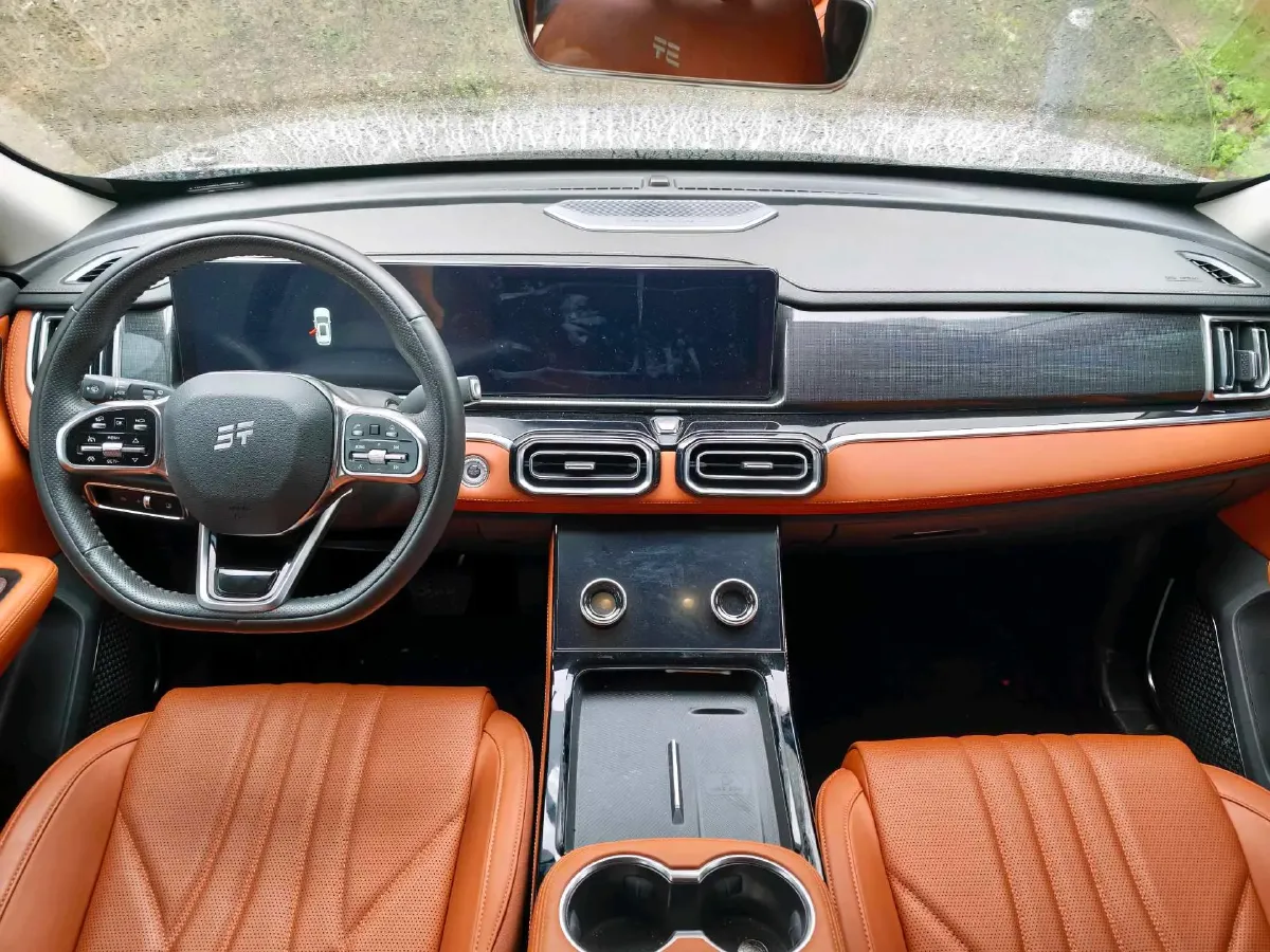 2024 Jetour X90 PRO 2.0T 254HP L4 7DCT,autocango,china used car exporter,china ev exporter,chinese used car exporter,chinese used ev exporter