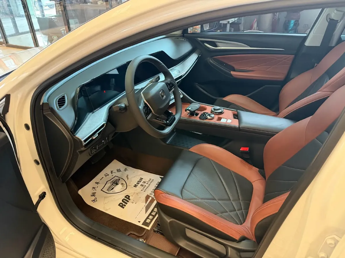 2024 ChangAn Eado 1.4T 160HP L4 7DCT,autocango,china used car exporter,china ev exporter,chinese used car exporter,chinese used ev exporter