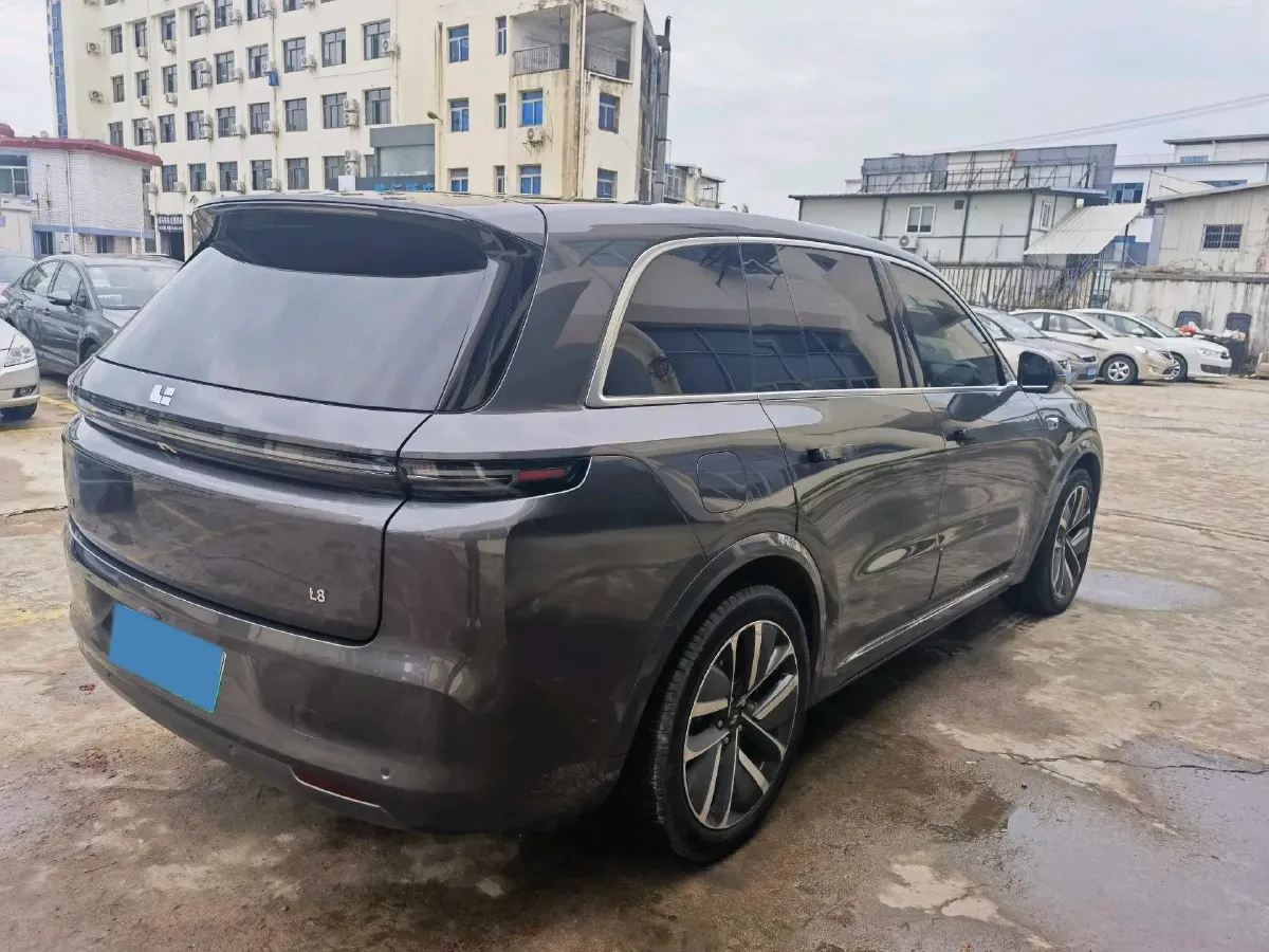2023 Li L8 Range Extended 154HP REEV 40.9KWH,autocango,china used car exporter,china ev exporter,chinese used car exporter,chinese used ev exporter