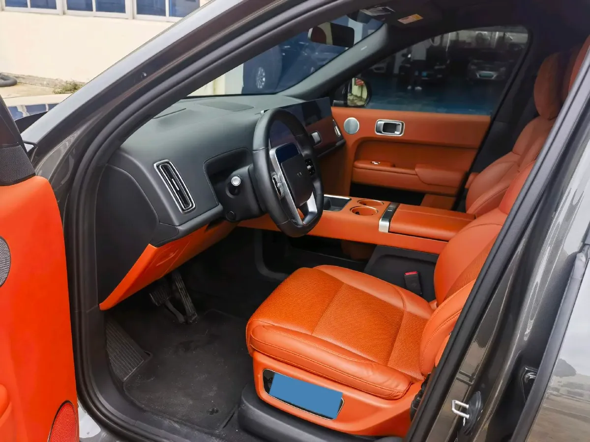 2023 Li L8 Range Extended 154HP REEV 40.9KWH,autocango,china used car exporter,china ev exporter,chinese used car exporter,chinese used ev exporter