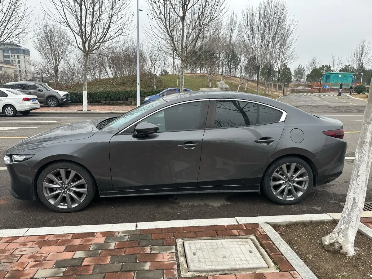 2020 Mazda 3 Axela 2.0L 158HP L4 6AT,autocango,china used car exporter,china ev exporter,chinese used car exporter,chinese used ev exporter