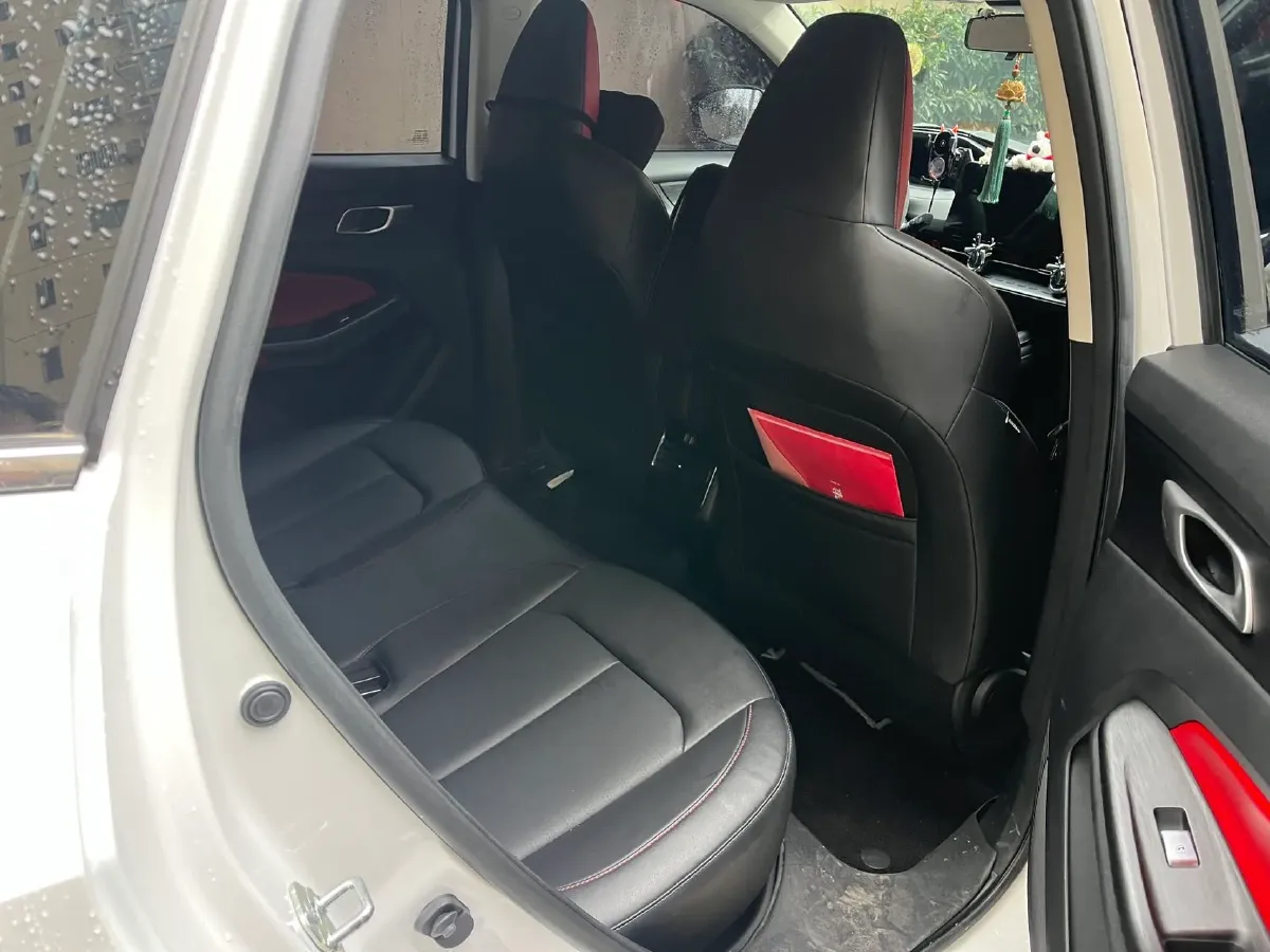 2022 ChangAn Oshan X7 Plus 1.5T 188HP L4 7DCT,autocango,china used car exporter,china ev exporter,chinese used car exporter,chinese used ev exporter