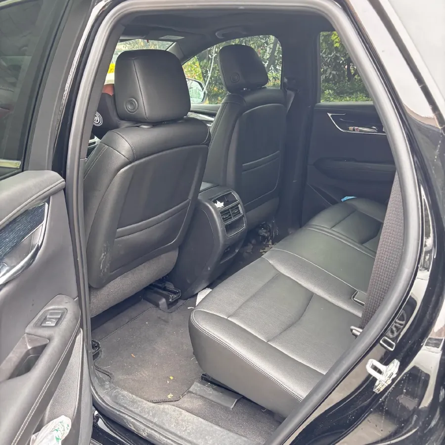 2024 Cadillac XT5 2.0T 237HP L4 9AT,autocango,china used car exporter,china ev exporter,chinese used car exporter,chinese used ev exporter