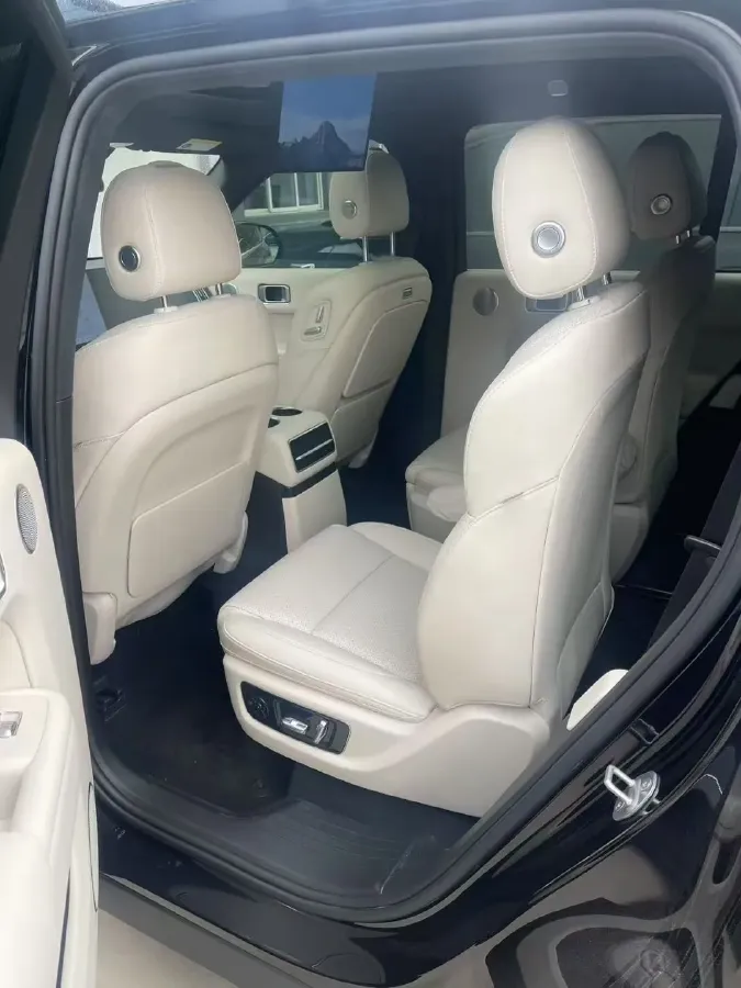 2022 Li L9 Range Extended 154HP REEV 42.6KWH,autocango,china used car exporter,china ev exporter,chinese used car exporter,chinese used ev exporter