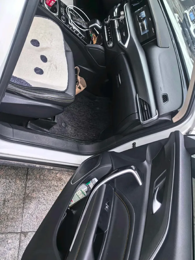 2019 Bestune T77 1.2T 143HP L4 7DCT,autocango,china used car exporter,china ev exporter,chinese used car exporter,chinese used ev exporter