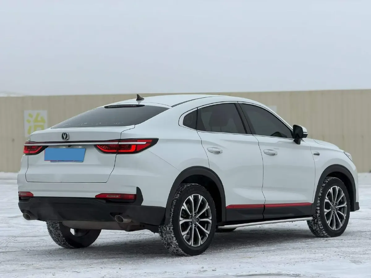 2021 ChangAn CS85 Coupe 1.5T 178HP L4 7DCT,autocango,china used car exporter,china ev exporter,chinese used car exporter,chinese used ev exporter