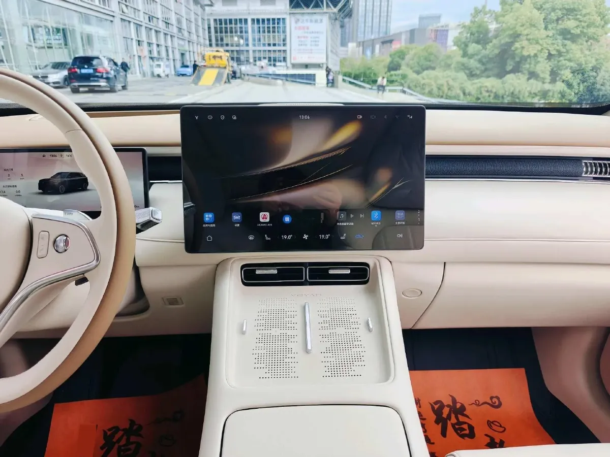 2025 Voyah FREE REEV 129HP REEV,autocango,china used car exporter,china ev exporter,chinese used car exporter,chinese used ev exporter