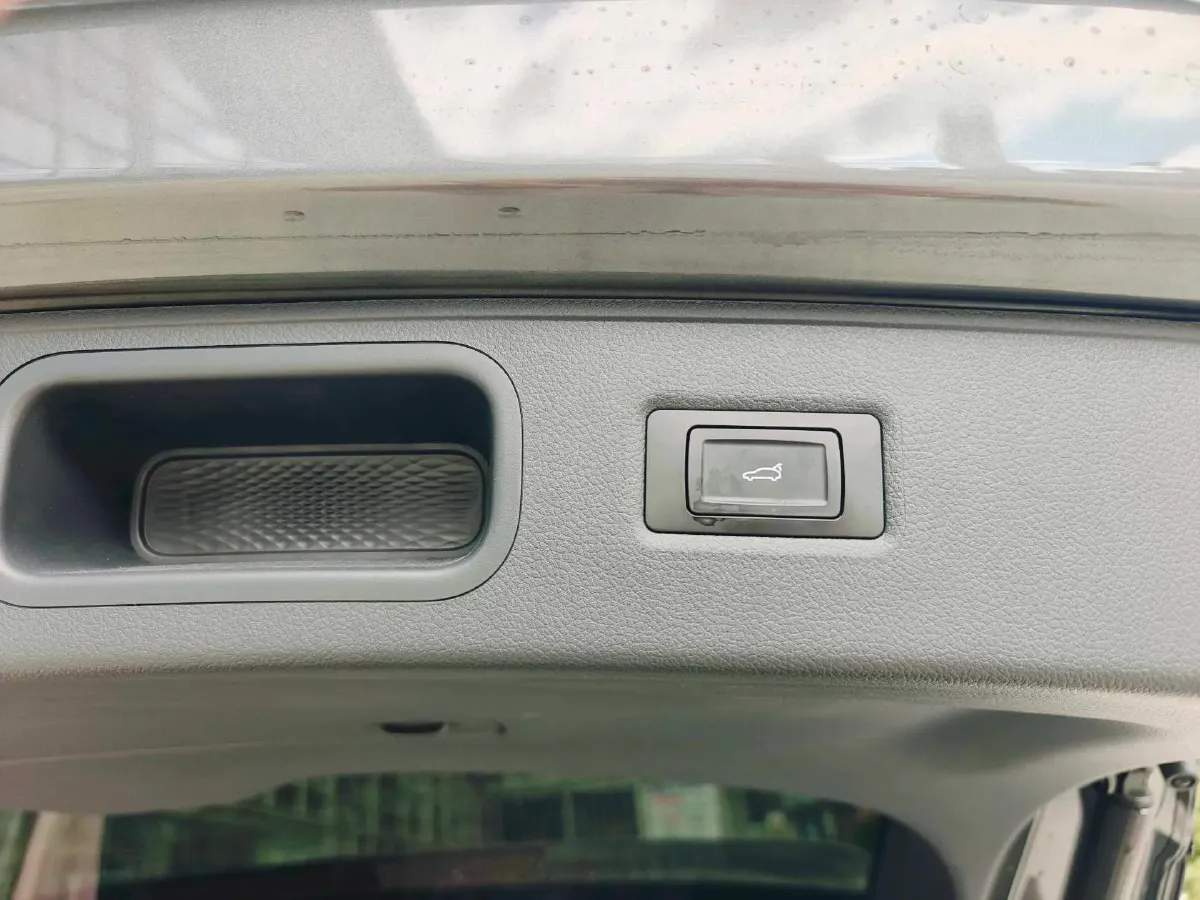 2025 Voyah FREE REEV 129HP REEV,autocango,china used car exporter,china ev exporter,chinese used car exporter,chinese used ev exporter