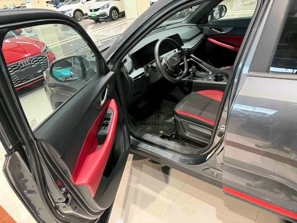 2023 ChangAn CS35 Plus 1.4T 160HP L4 7DCT,autocango,china used car exporter,china ev exporter,chinese used car exporter,chinese used ev exporter