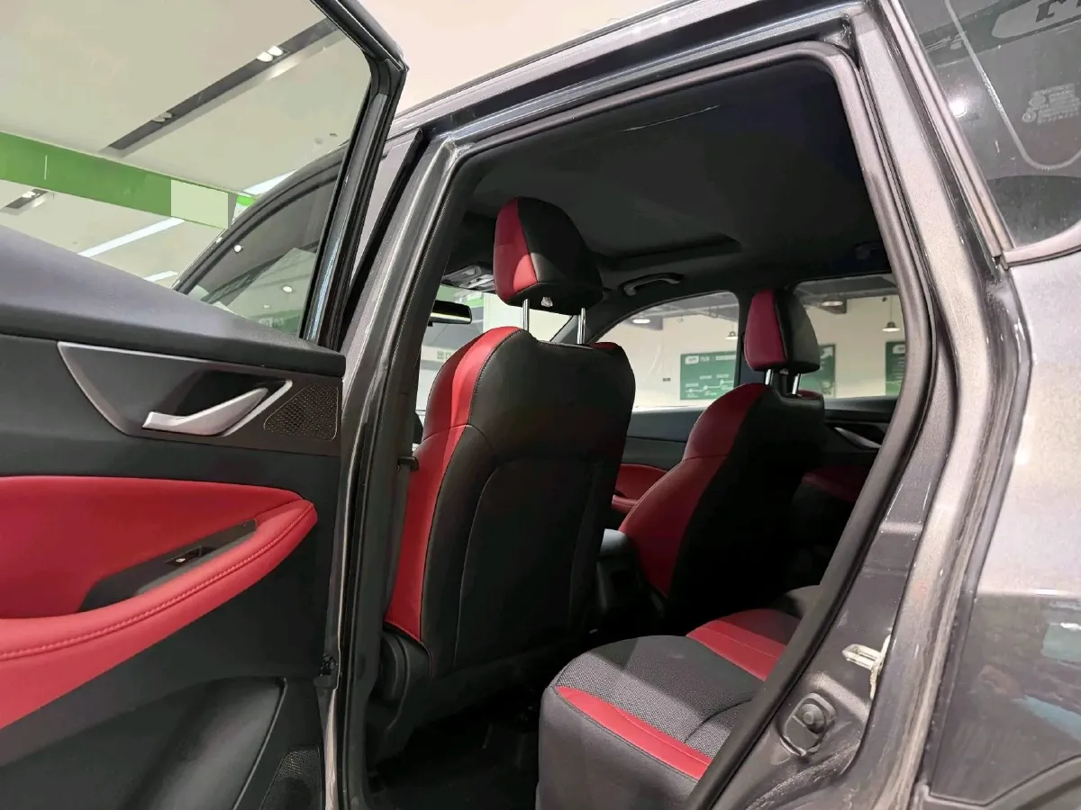 2023 ChangAn CS35 Plus 1.4T 160HP L4 7DCT,autocango,china used car exporter,china ev exporter,chinese used car exporter,chinese used ev exporter